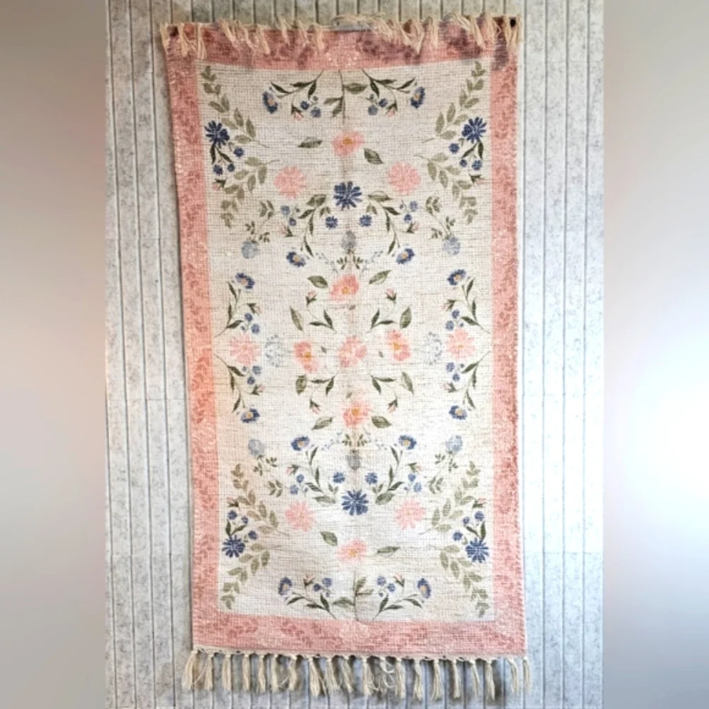 Rachel Ashwell Farmhouse Floral Tapestry Rug Shabby Chic Accent Fringe 25x45 - Picture 3 of 4